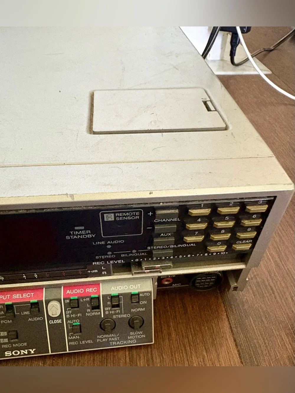 Sony SL-2710 Betamax player - Nice! - Hi-Fi Stereo VCR video recorder Untested - Picture 5 of 10
